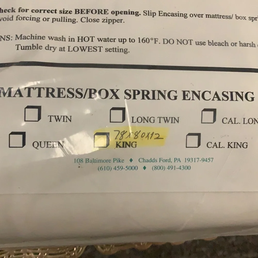 KING MATTRESS COVER****NEW **in PACKAGE- ENCASING BY ALLERGY SOLUTION INC